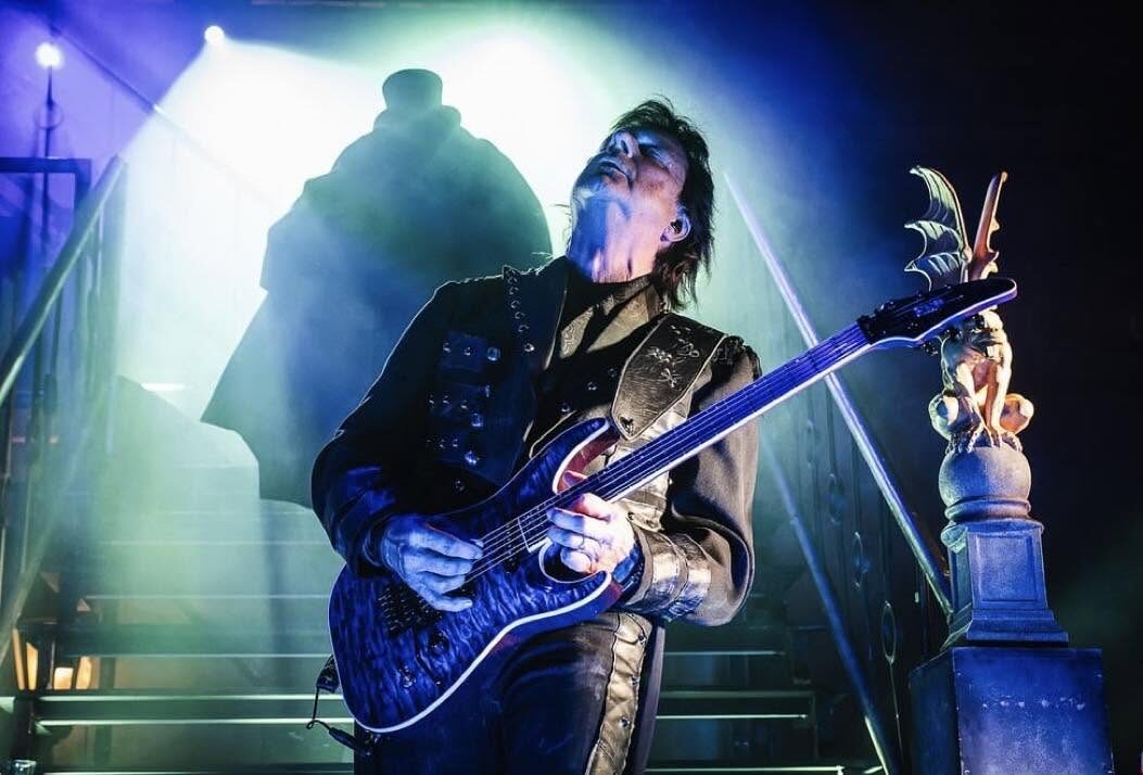 Andy LaRocque ao vivo com King Diamond